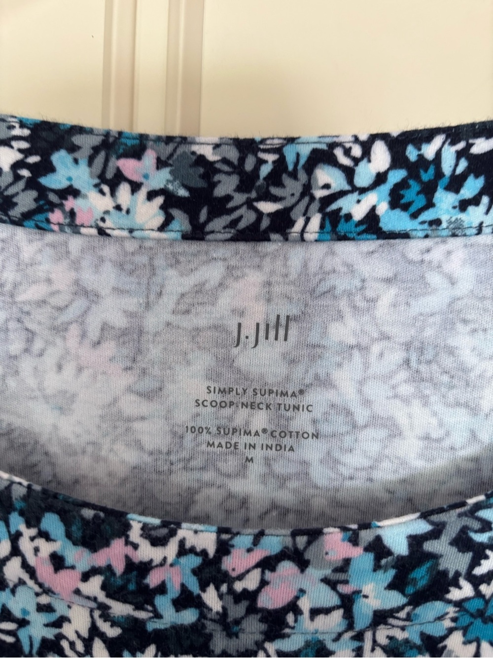 J. Jill Long Sleeve Floral Tunic in Blue, Pink and White - Picture 2 of 3